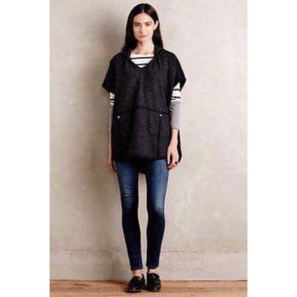 Anthropologie Moth Jolas Hooded Cape Poncho Gray 100% Wool Size S/M - Picture 2 of 13